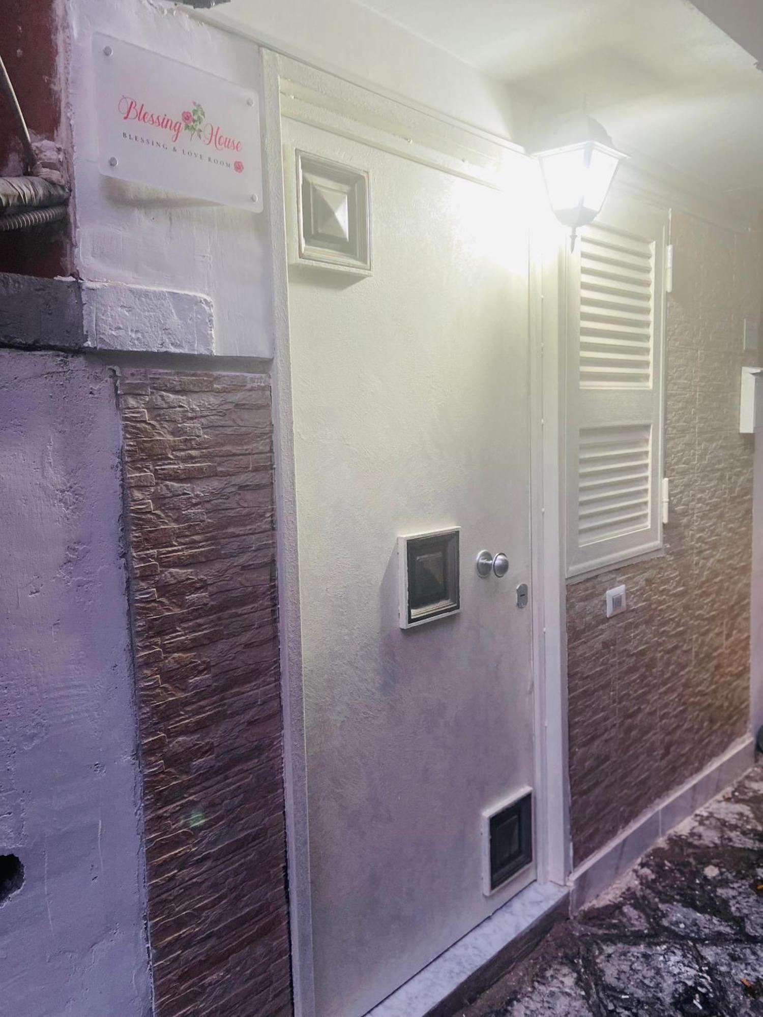 Blessing House Apartment Napoli Bagian luar foto